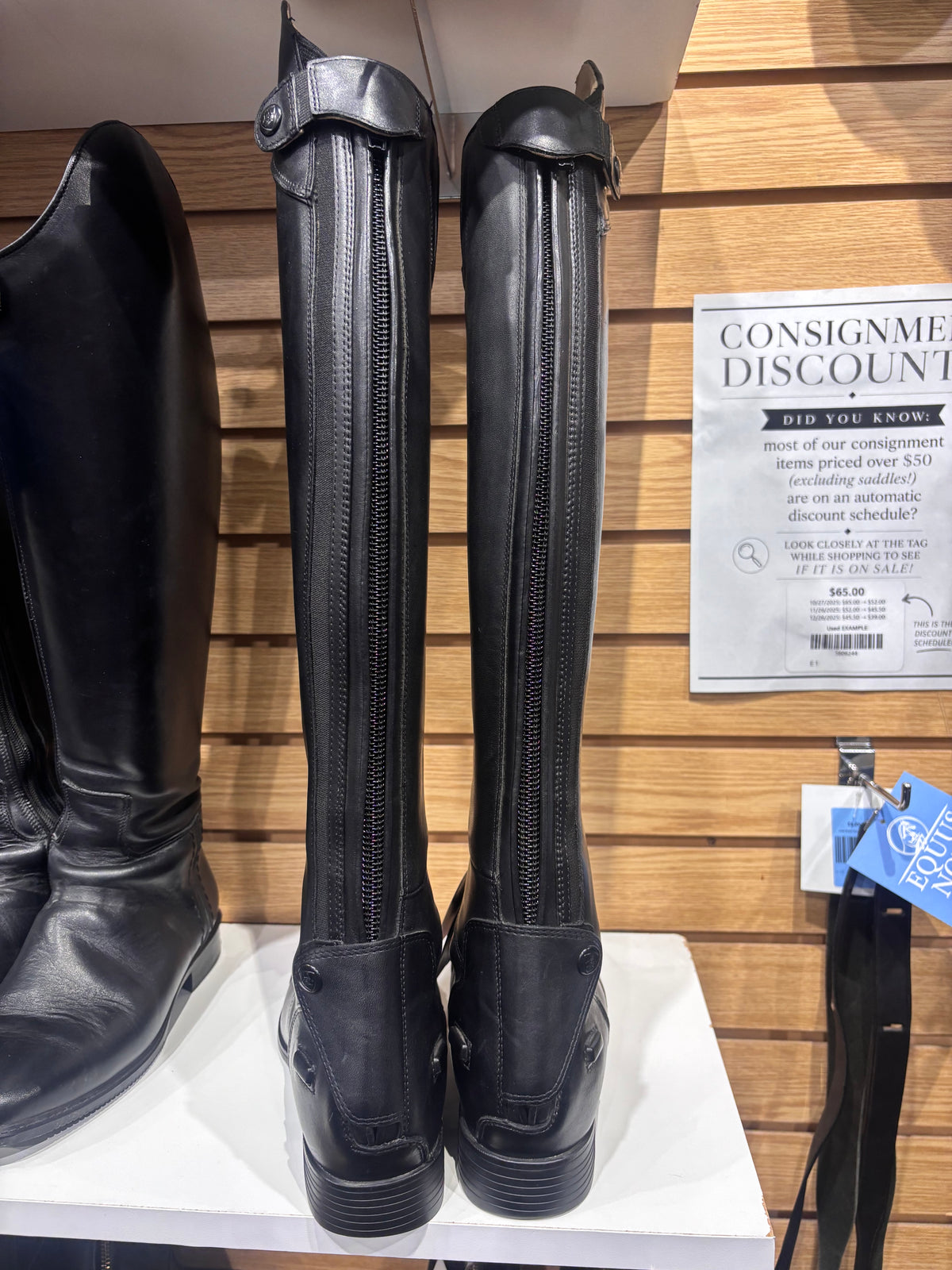 Used Ariat Kinsley Field Boot 9 Slim Tall Black