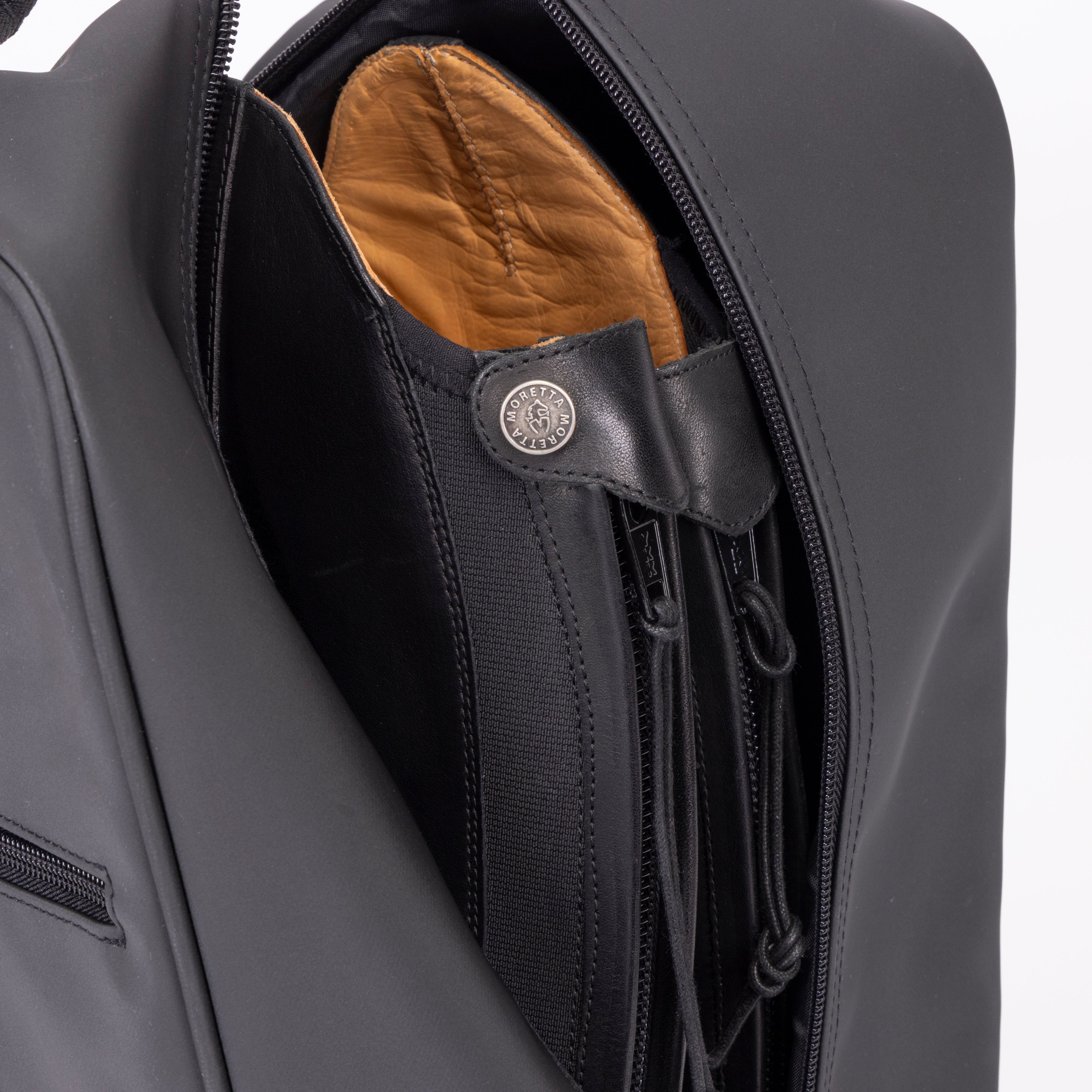 Aubrion React Hat, Whip And Boot Bag