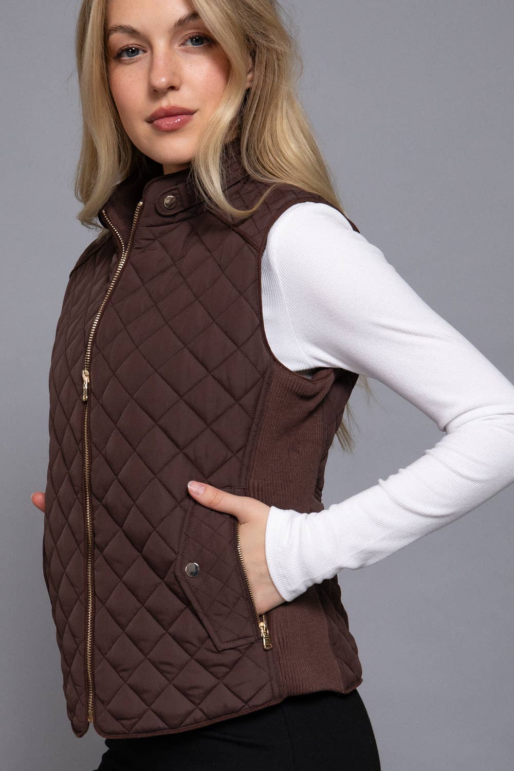 Quilted Padding Vest w/ Suede Piping