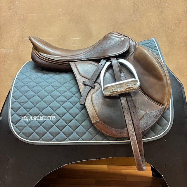 Used Collegiate Alpha Jump Saddle 17.5" Adjustable Tree