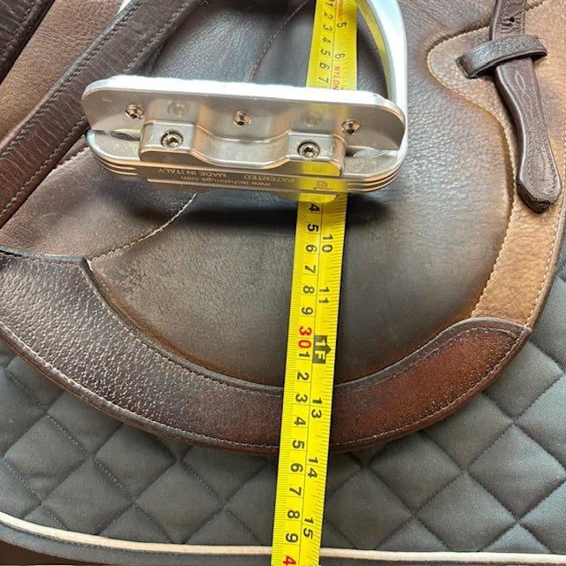 Used Collegiate Alpha Jump Saddle 17.5" Adjustable Tree