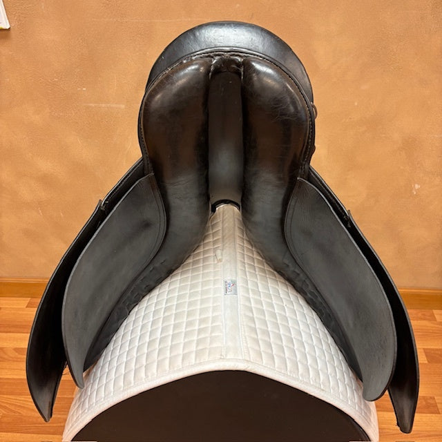 Used Collegiate Monarch Dressage Saddle 17" Medium Tree