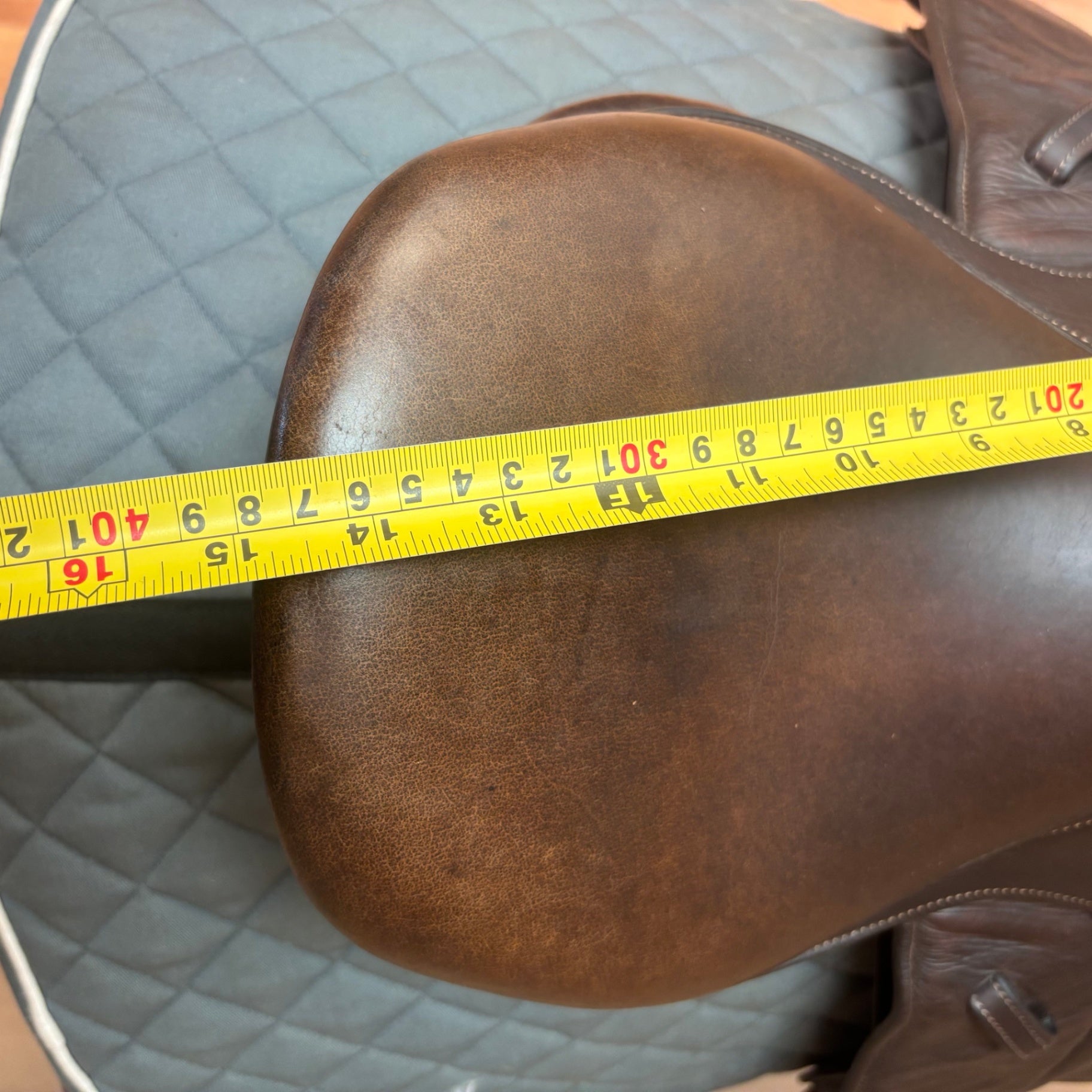 Voltaire Welli Children's Jump Saddle 15" Medium Tree