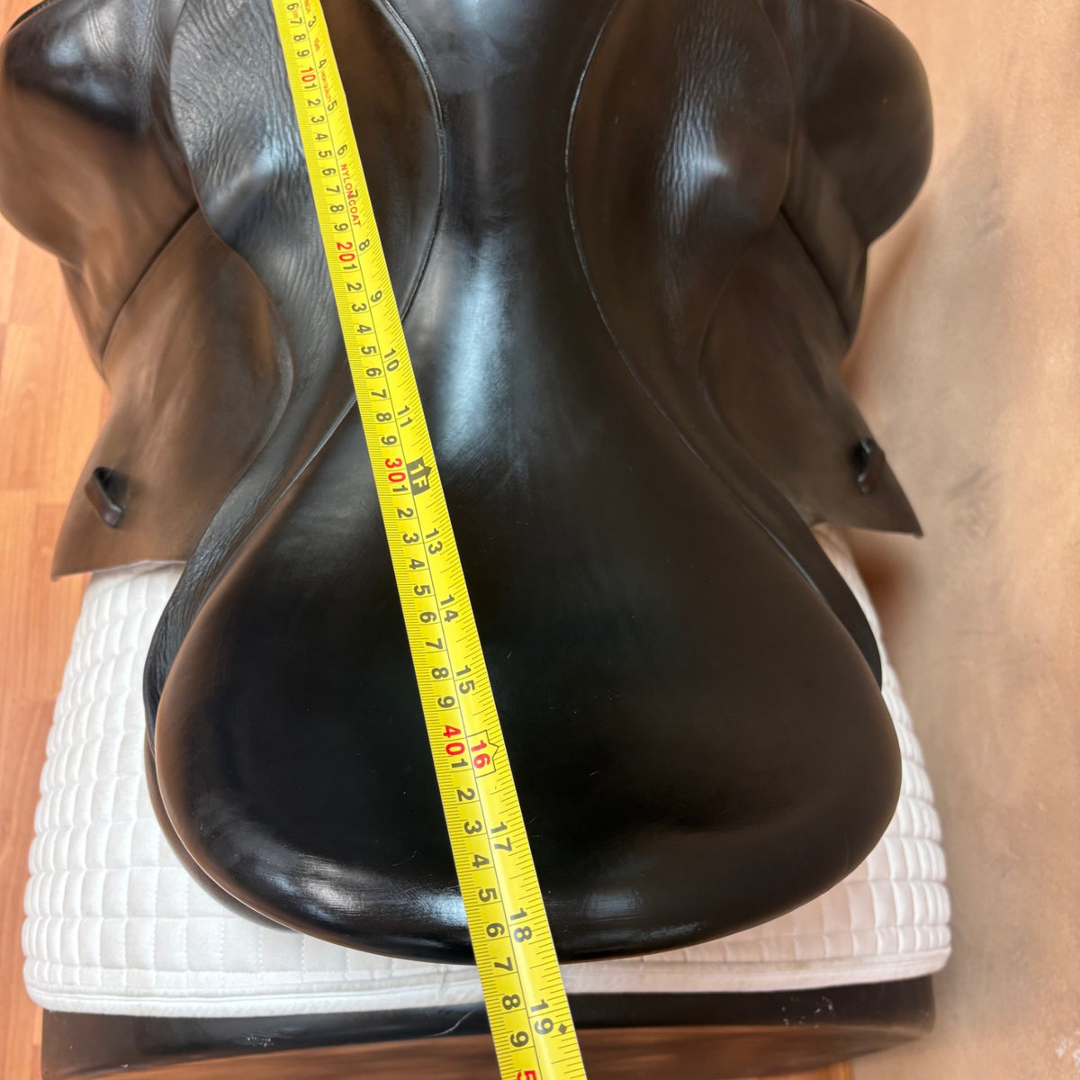 Used Trilogy Verago Elite Dressage Saddle 18.5" Wide Tree