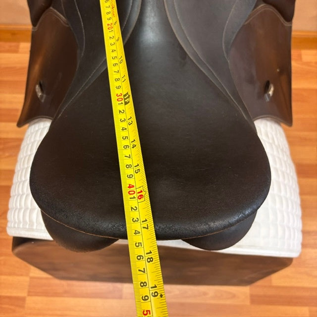 Used Wintec 2000 AP Saddle 18" Adjustable Tree