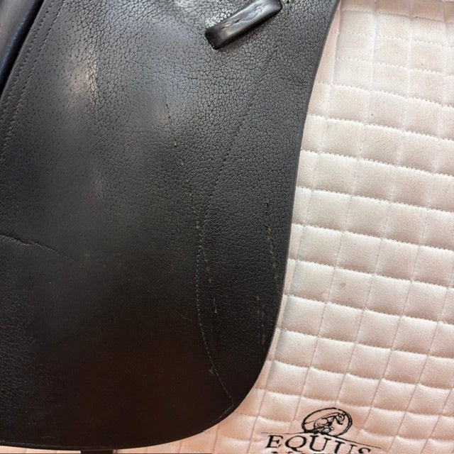 Used Custom Saddlery Wolfgang Solo Dressage Saddle 19" Medium Wide Tree