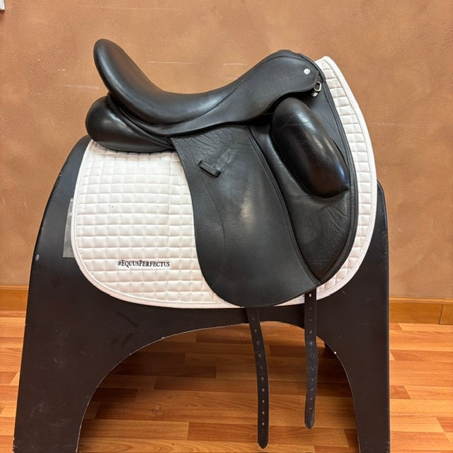 Used Custom Saddlery Wolfgang Solo Dressage Saddle 19" Medium Wide Tree