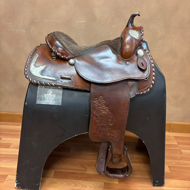 Used Crates Western Saddle 15" Wide Tree