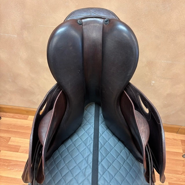 Used Prestige Passion Jump Saddle 17" Medium Tree
