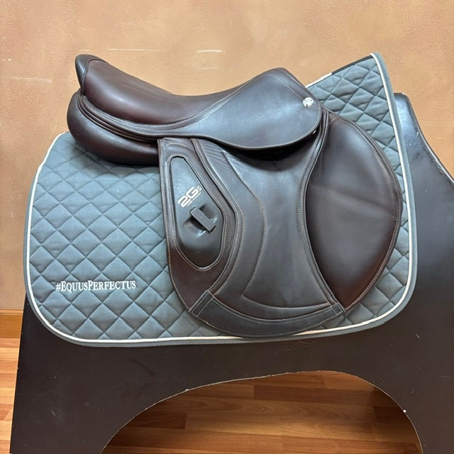 Used CWD SE29 2Gs Jump Saddle 17.5" Wide Tree