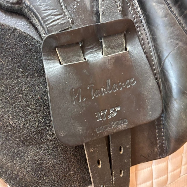 Used M Toulouse Aachen Dressage Saddle 17.5" Medium Tree