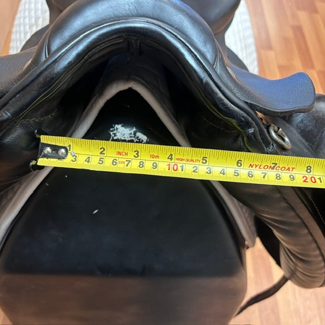 Used Custom Saddlery Wolfgang Solo Dressage Saddle 18" Wide Tree