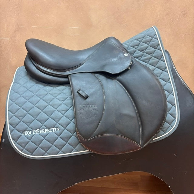 Used Voltaire Palm Beach Jump Saddle 16.5" Medium Tree