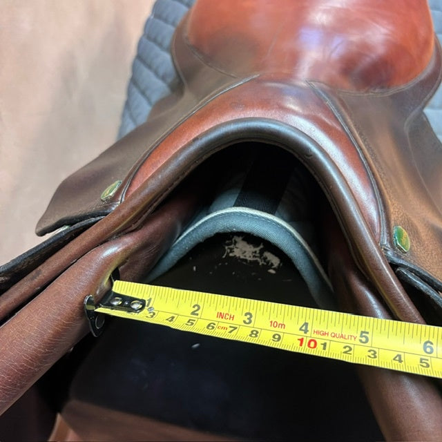 Used Beval The Natural Jump Saddle 17" Medium Tree