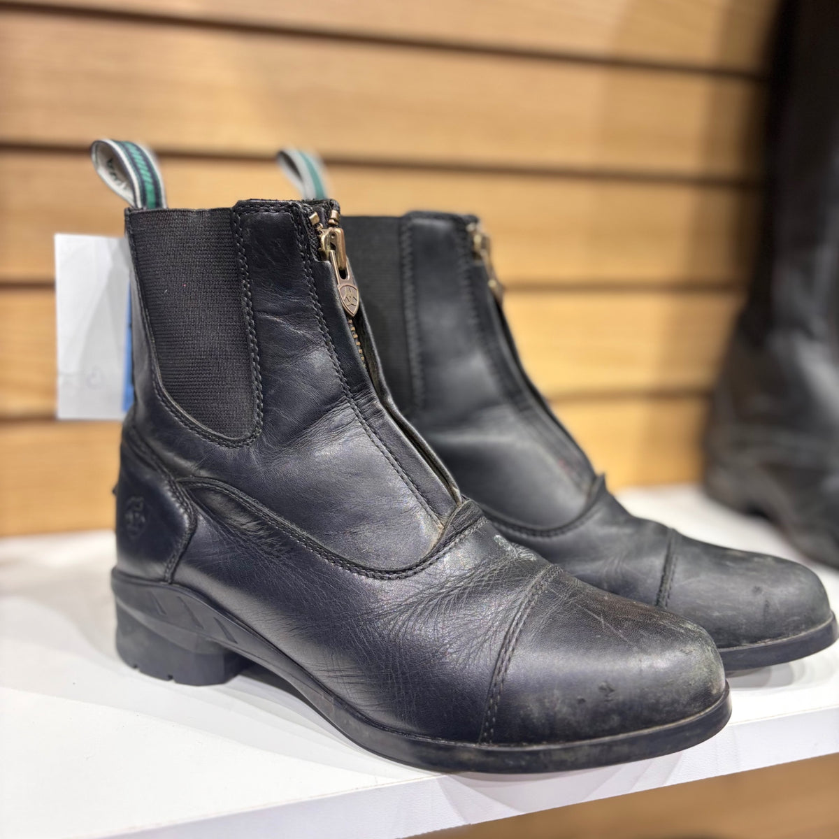 Used Ariat 5.5 Black Paddock Boots