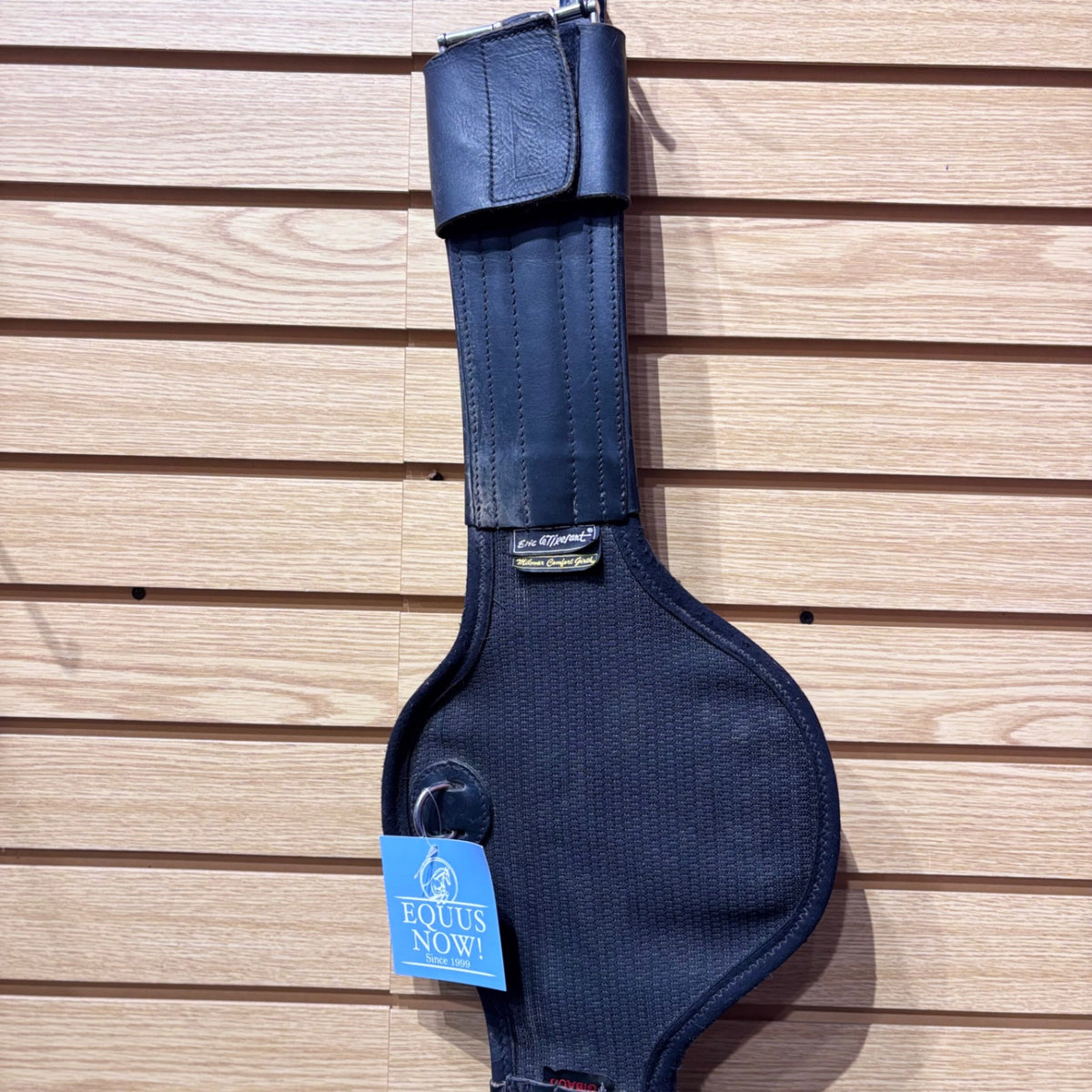 Used 32" Black Mikmar Comfort Girth