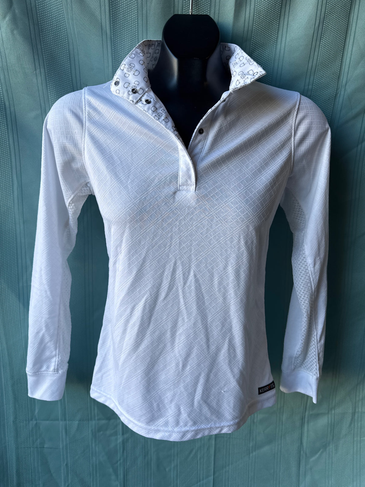 Used Kerrits Long Sleeve Youth XL White