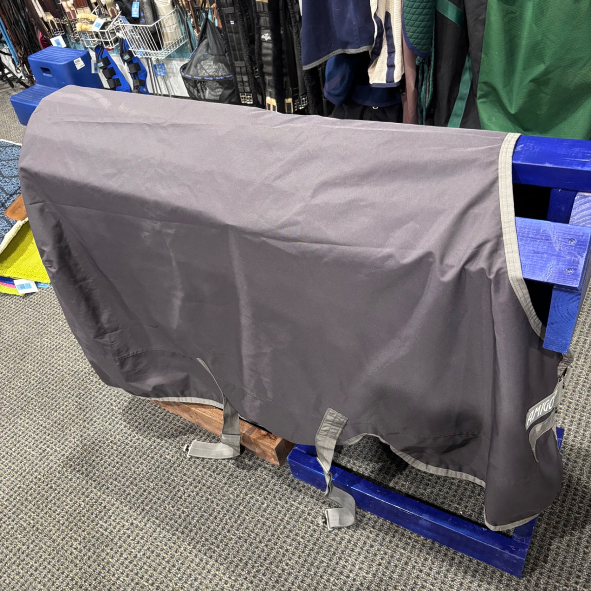 Used 69" Grey Amigo Turnout Sheet