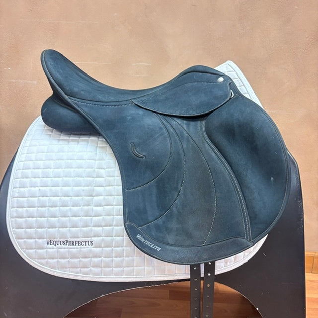 Used Winteclite Wide D Lux All Purpose Saddle 18" Wide/Adj Tree