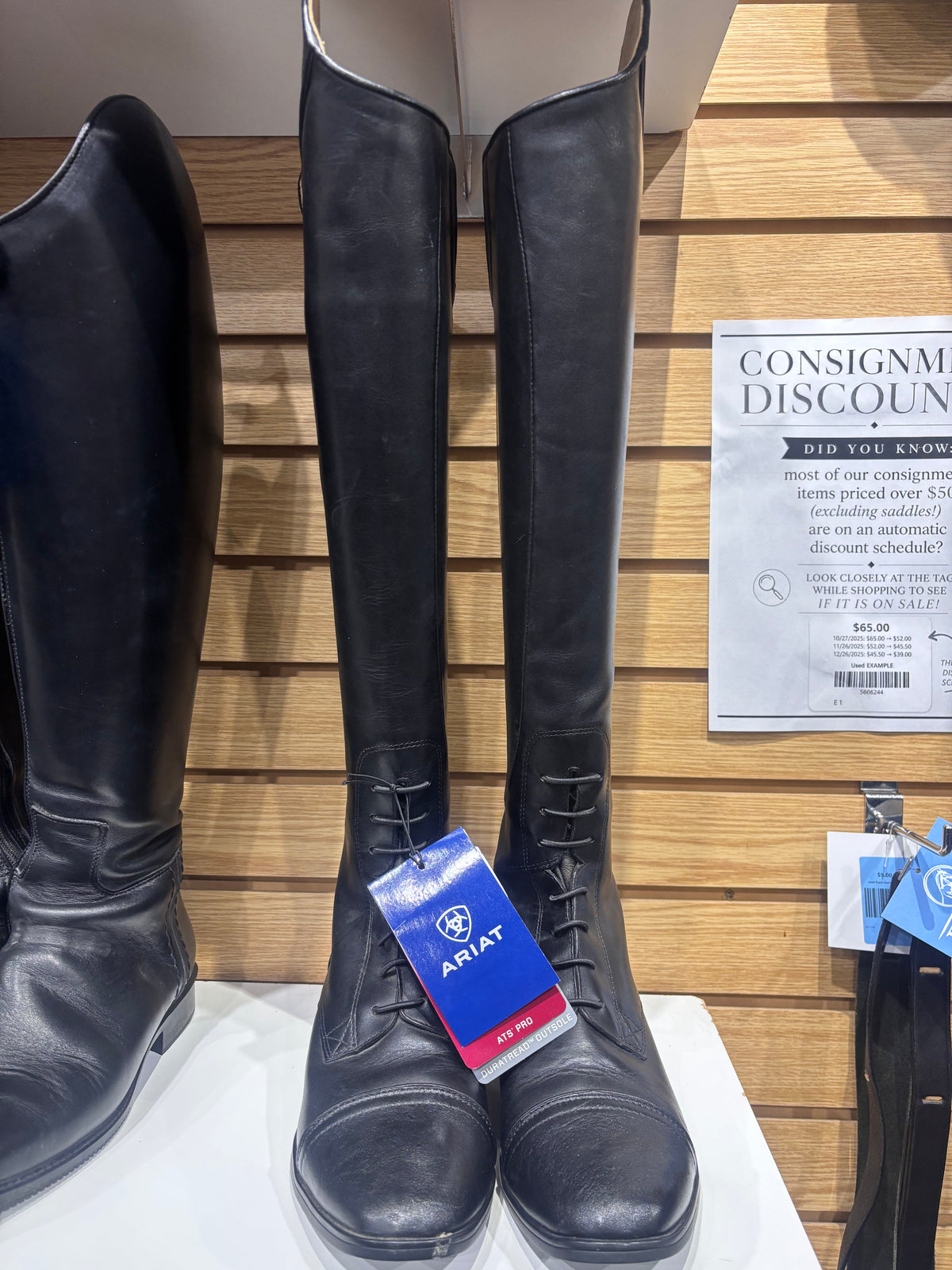 Used Ariat Kinsley Field Boot 9 Slim Tall Black
