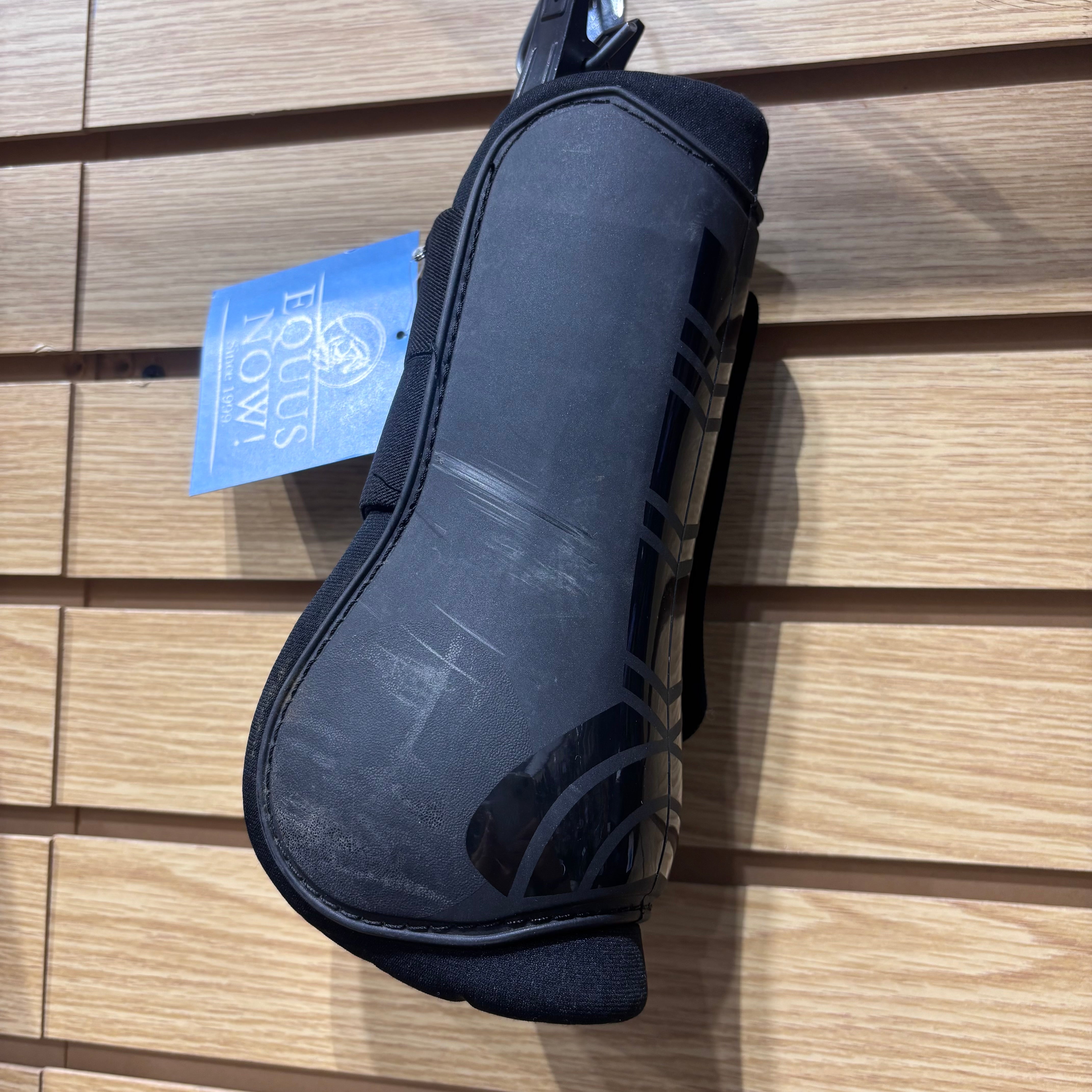 Used ARMA Open Front Tendon Boots Cob Size Black