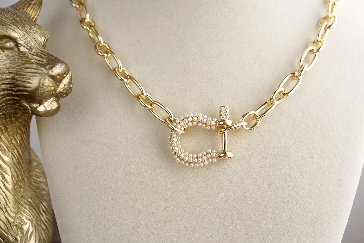 Shackle Chain Toggle Necklace - Gold Silver – Harbor Gleam