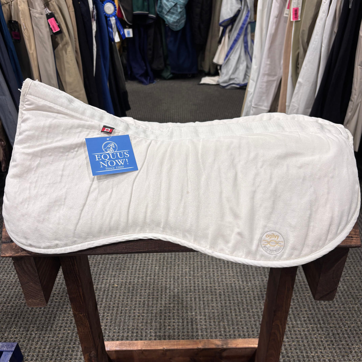 Used Dressage White Ogilvy Memory Foam Half Pad