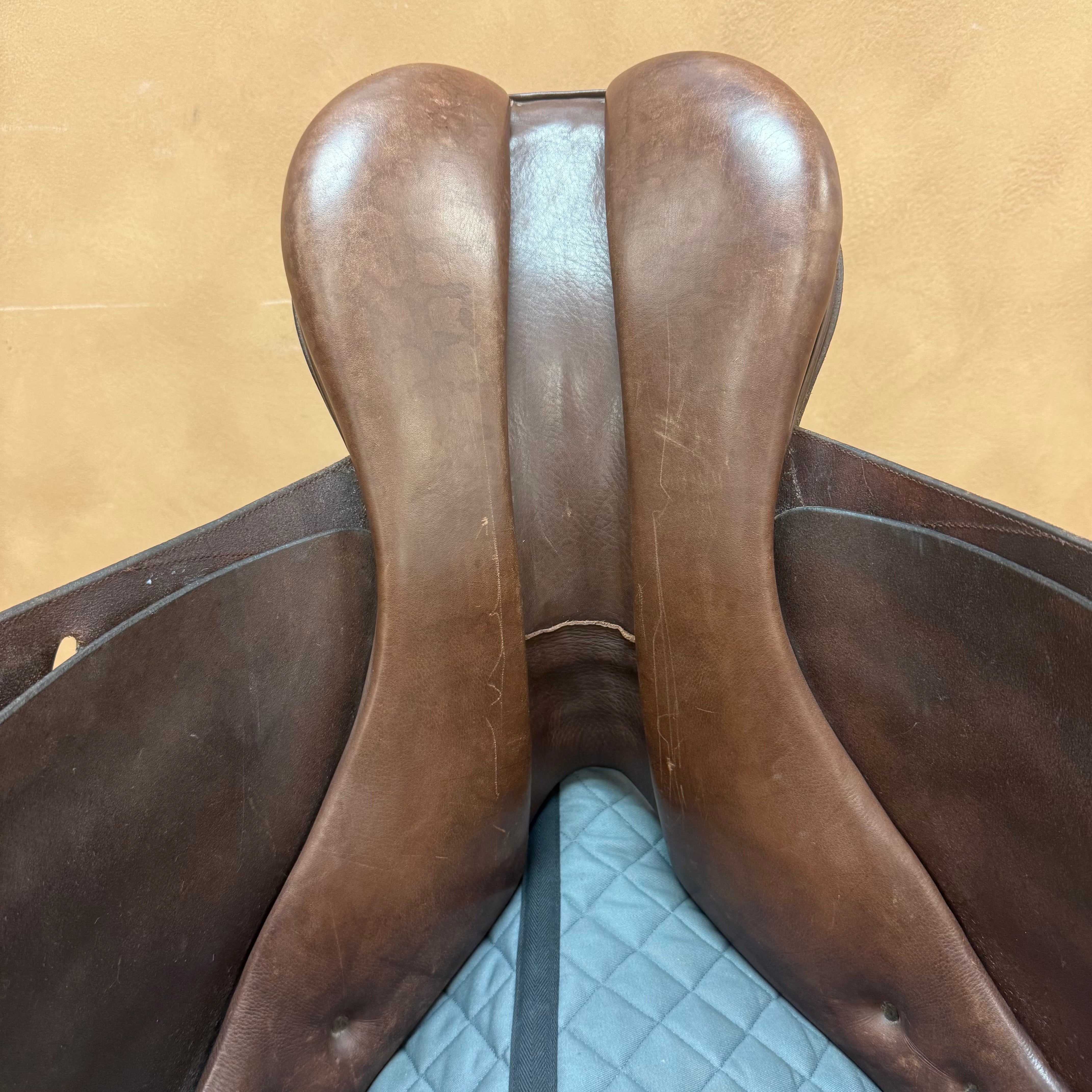 Used Pessoa Gen X Jump Saddle 17" Adjustable Tree