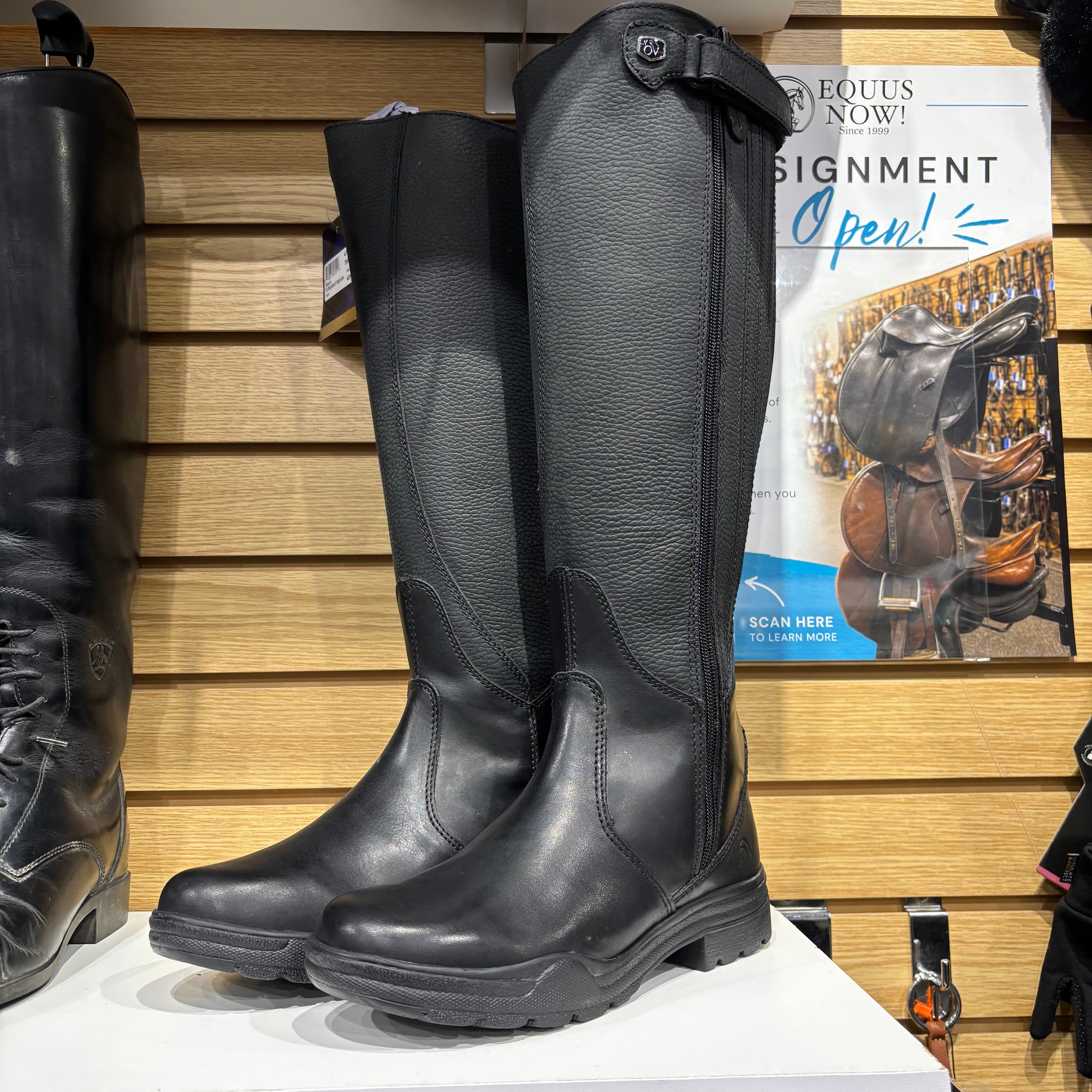 Used Ovation Moreland II Ladies Size W40 Black Tall Boots