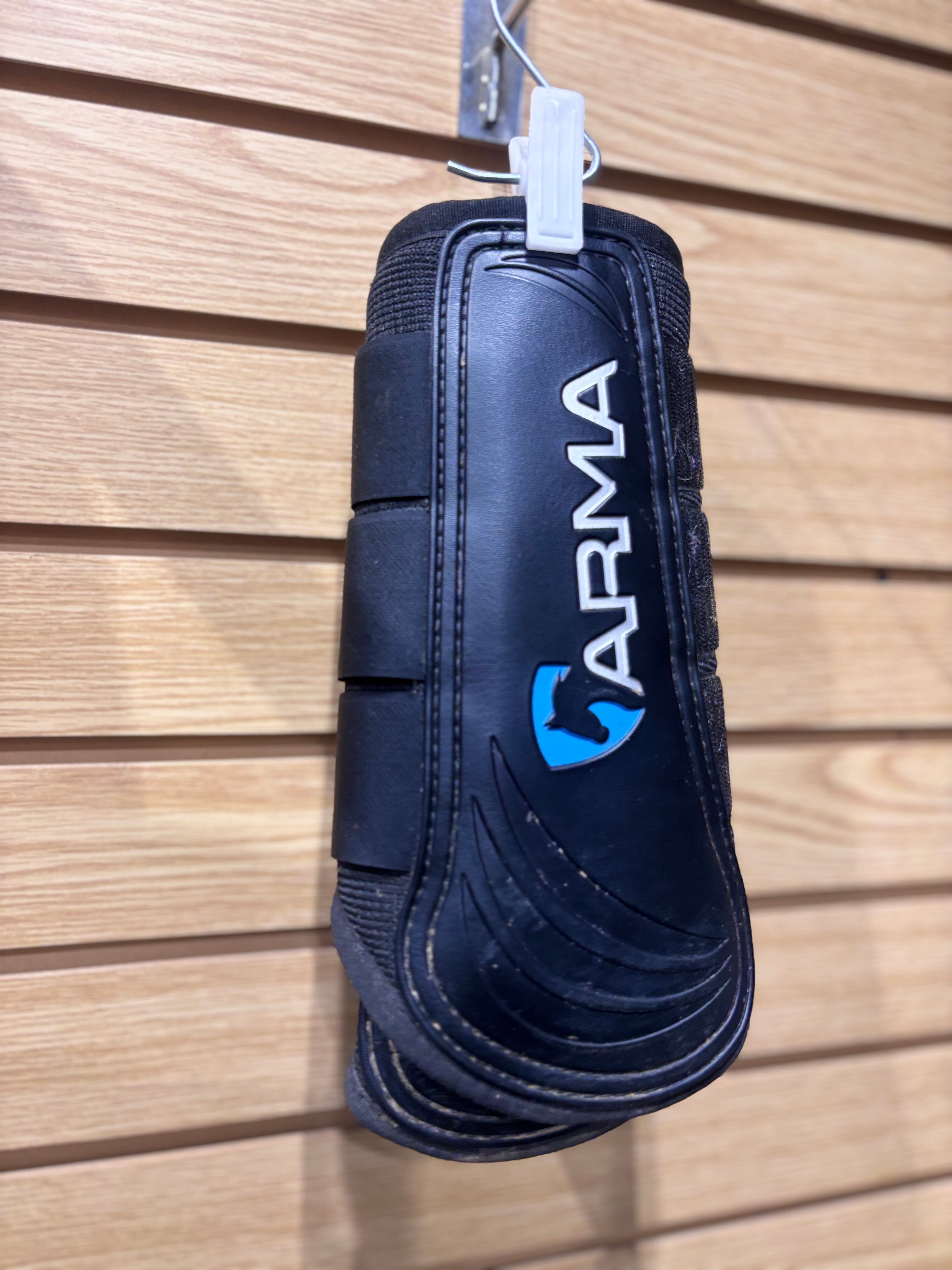 Used ARMA AirMotion Full Black Brushing Boots