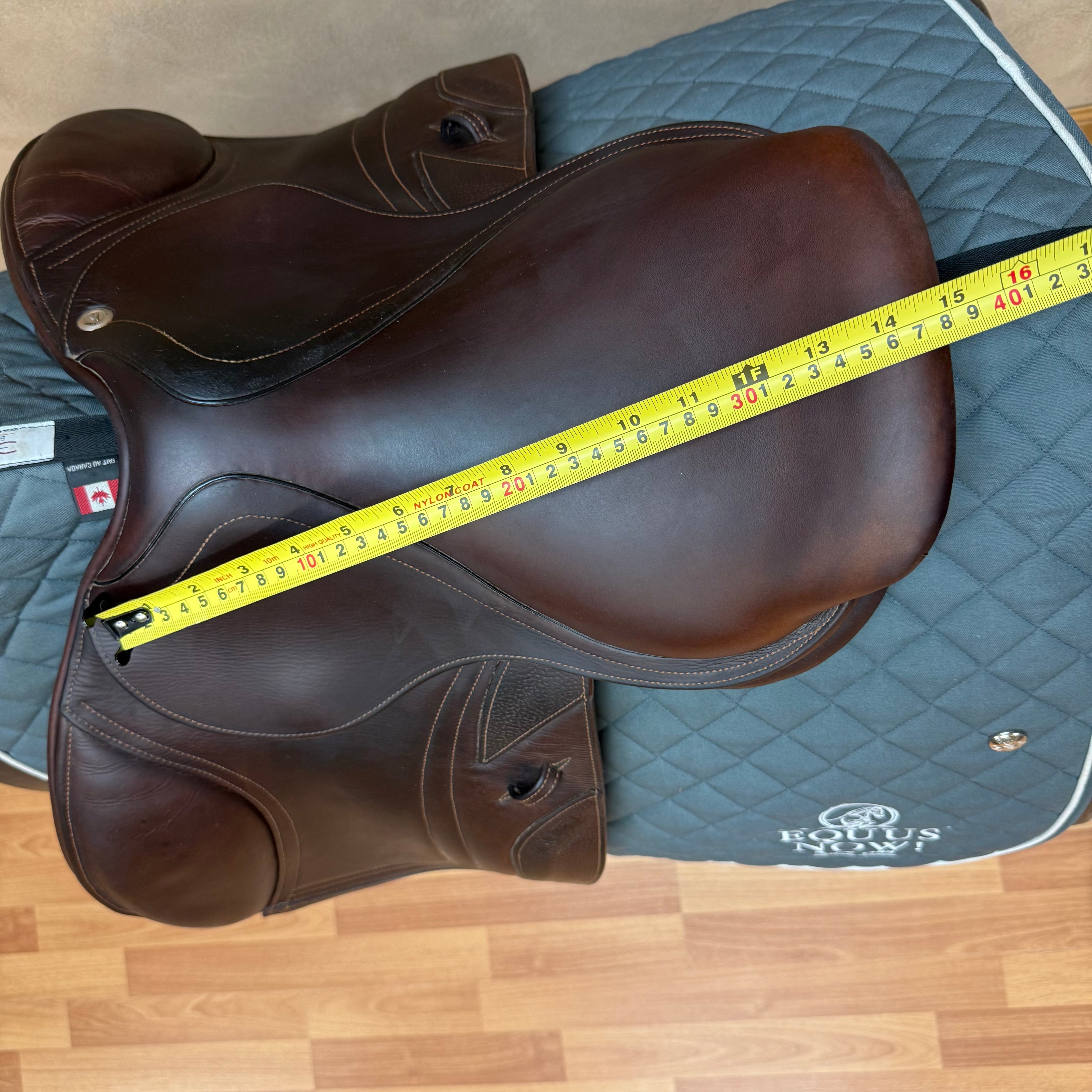 Used CWD SE19 Pony Saddle 15.5" Medium Tree