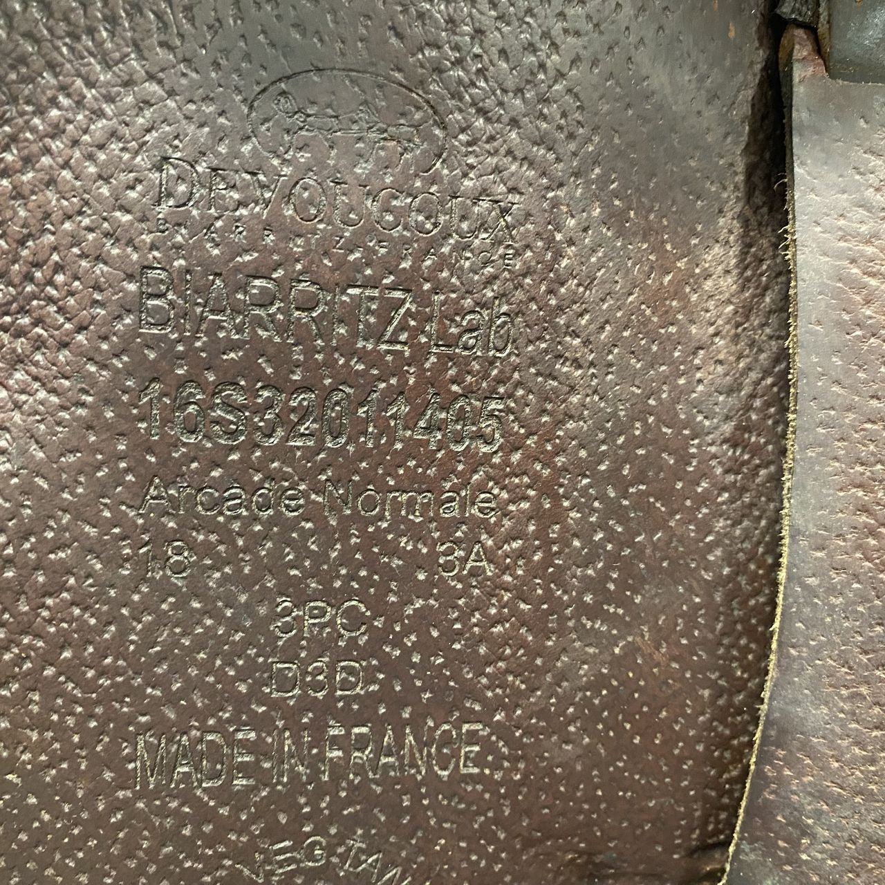Used Devoucoux Biarritz Jump Saddle 18" Medium Tree - sku to order - 4002940