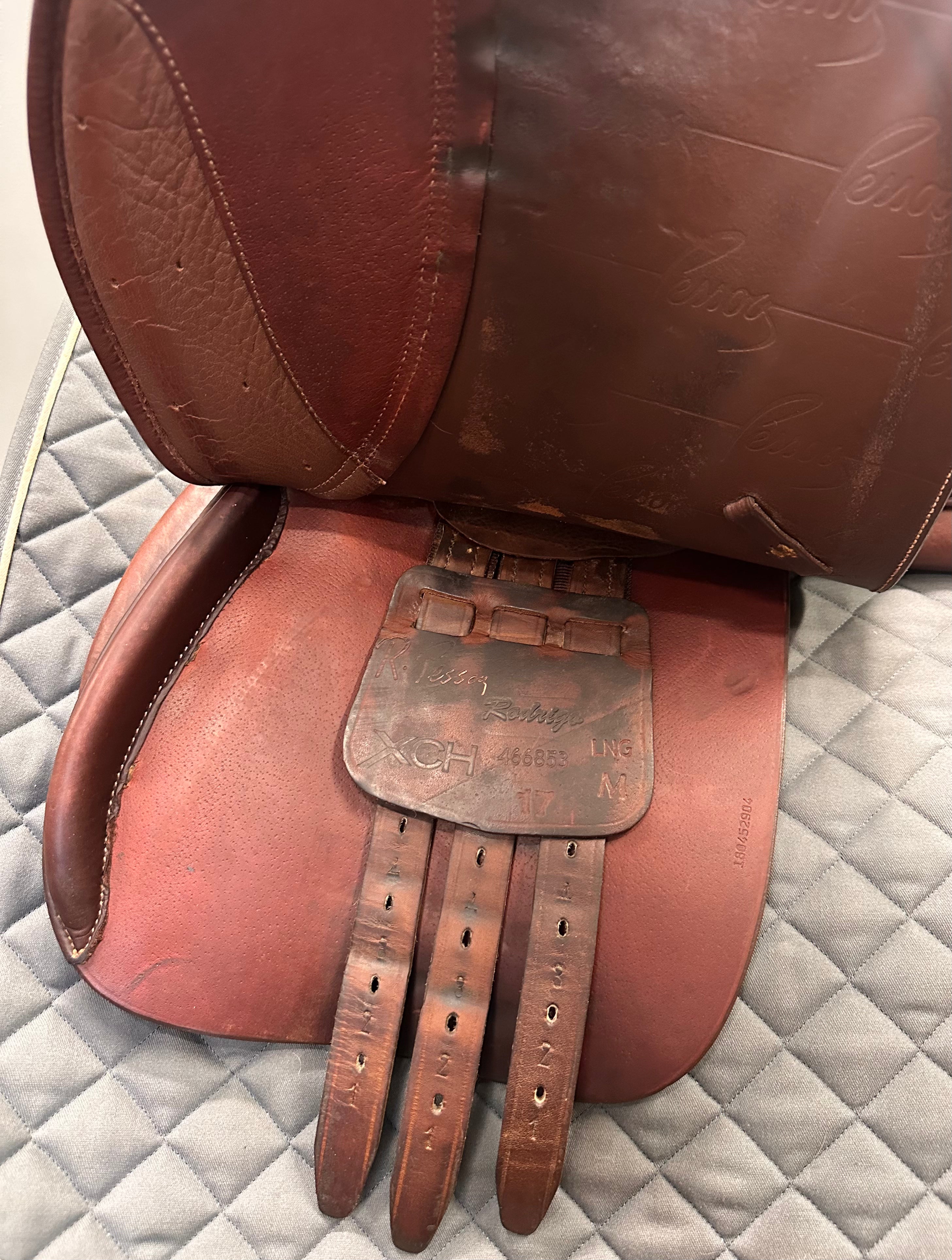 Used Pessoa Jump Saddle 17" Medium Tree