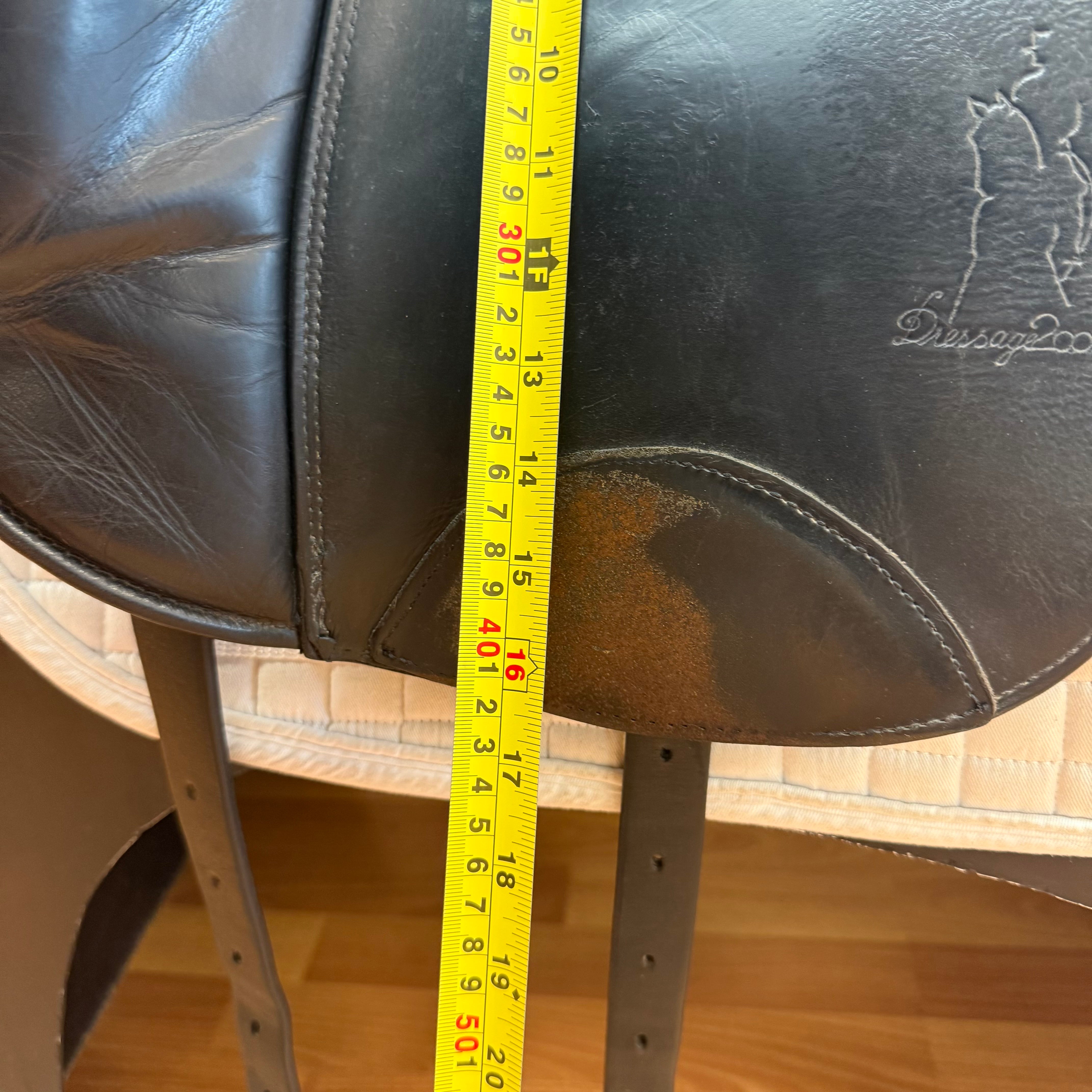 Used Prestige 2000 Dressage Saddle 16" Medium/Medium Wide Tree