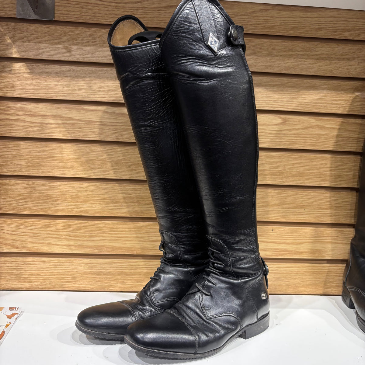 Used 39 R XS Black Fabbri Field Boots