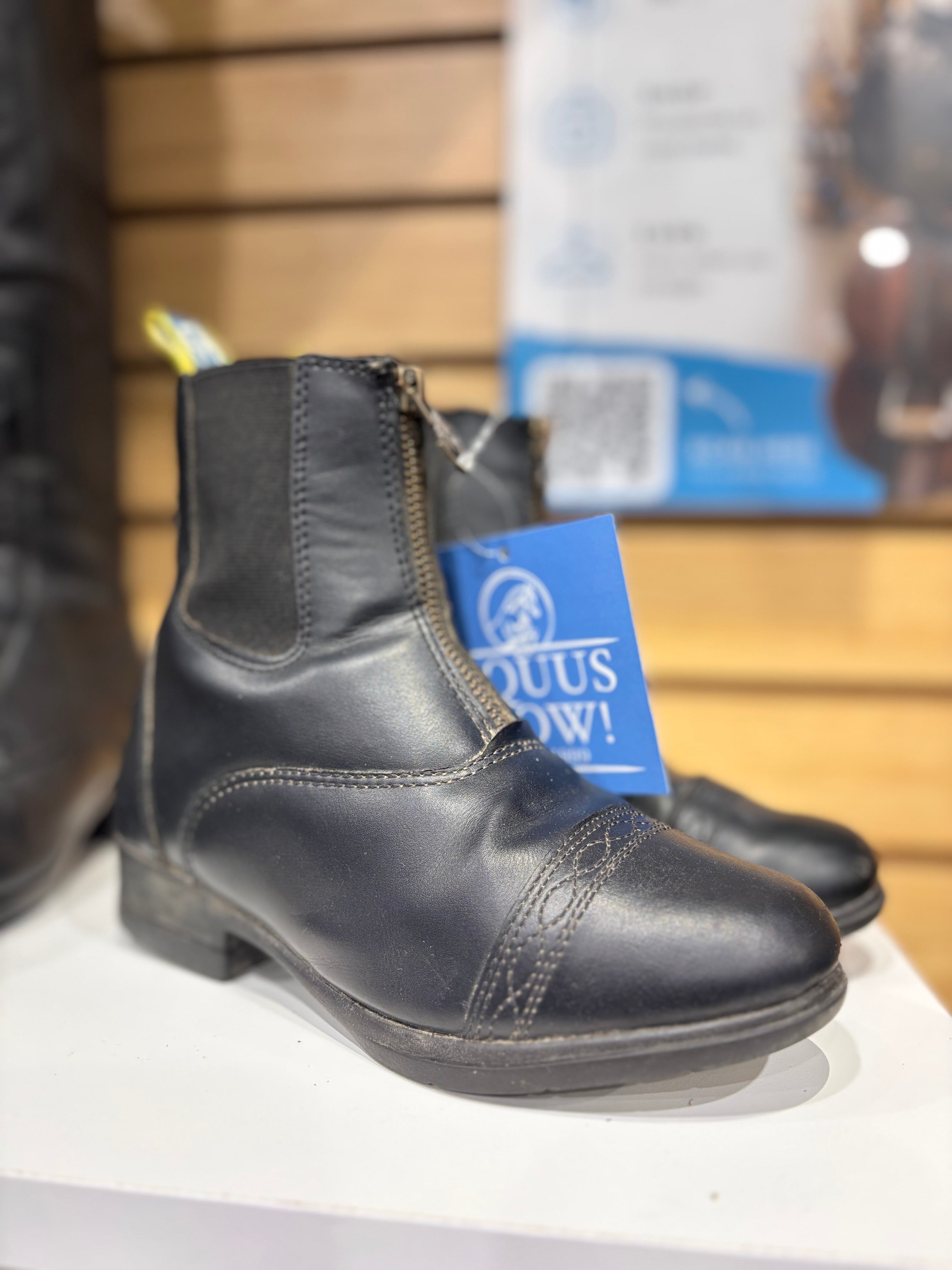 Used Youth 2 Black Moretta Paddock Boots