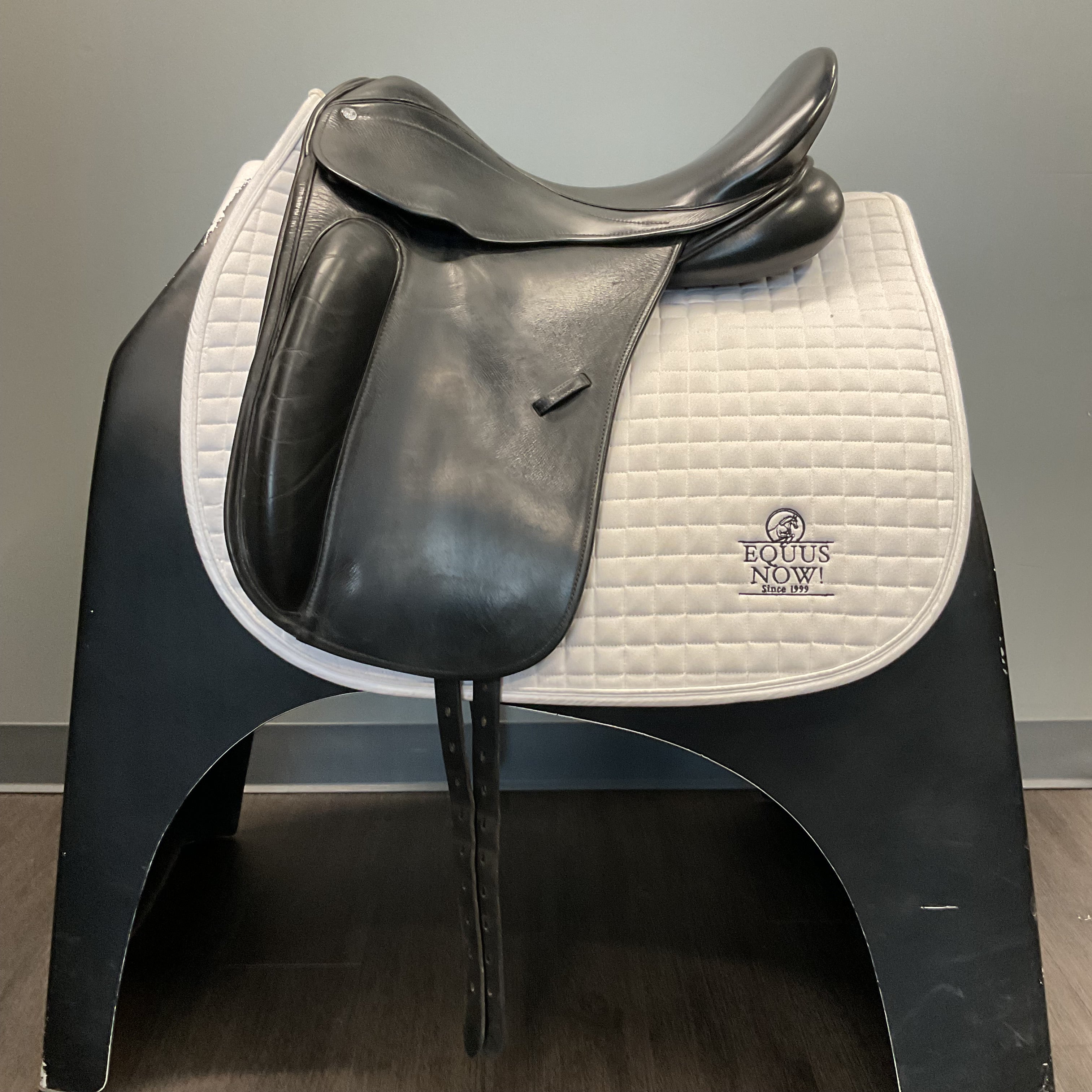 Used County Perfection Dressage Saddle 17.5" Wide Tree