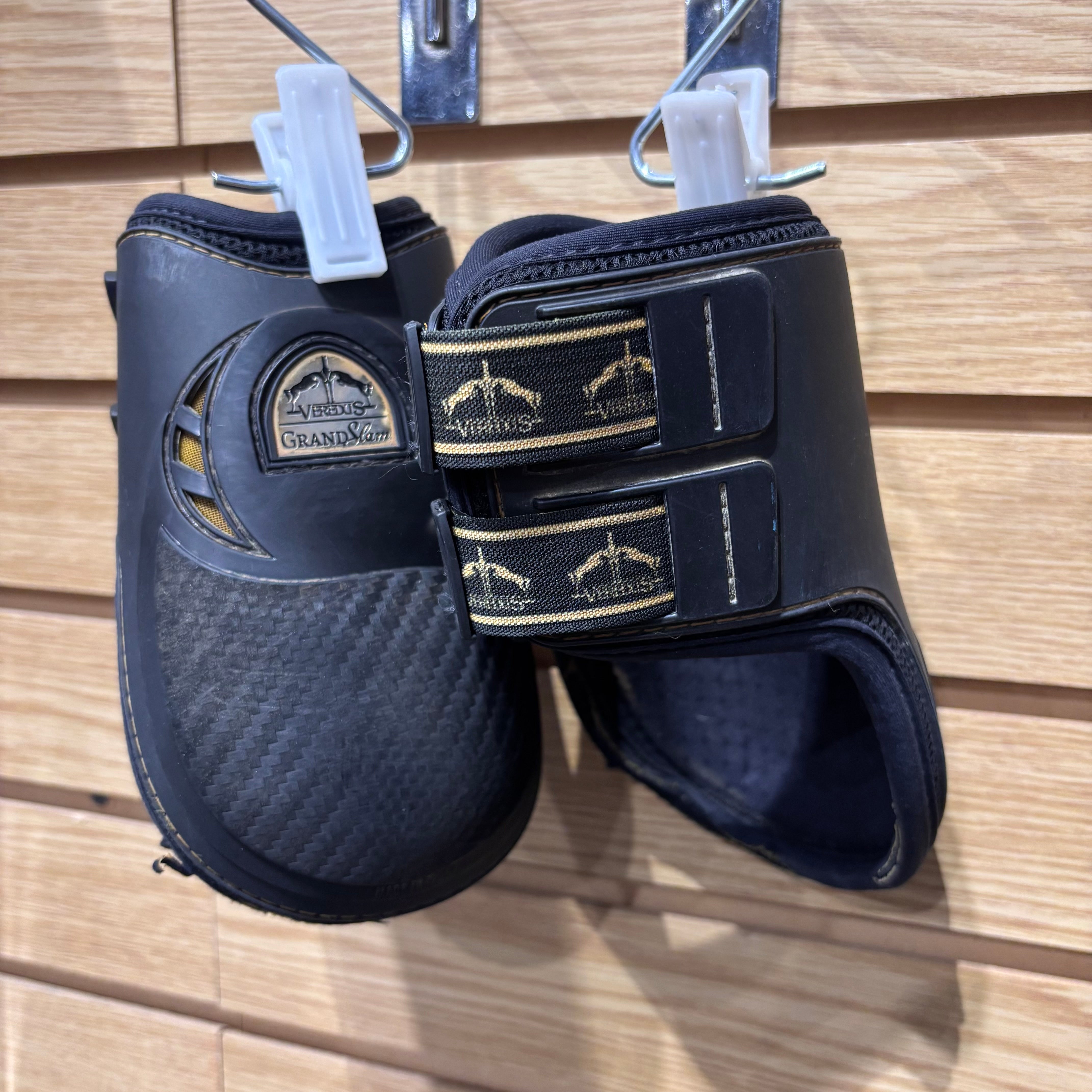 Used Medium Black Veredus Grand Slam Carbon Gel Gold Hind Boots