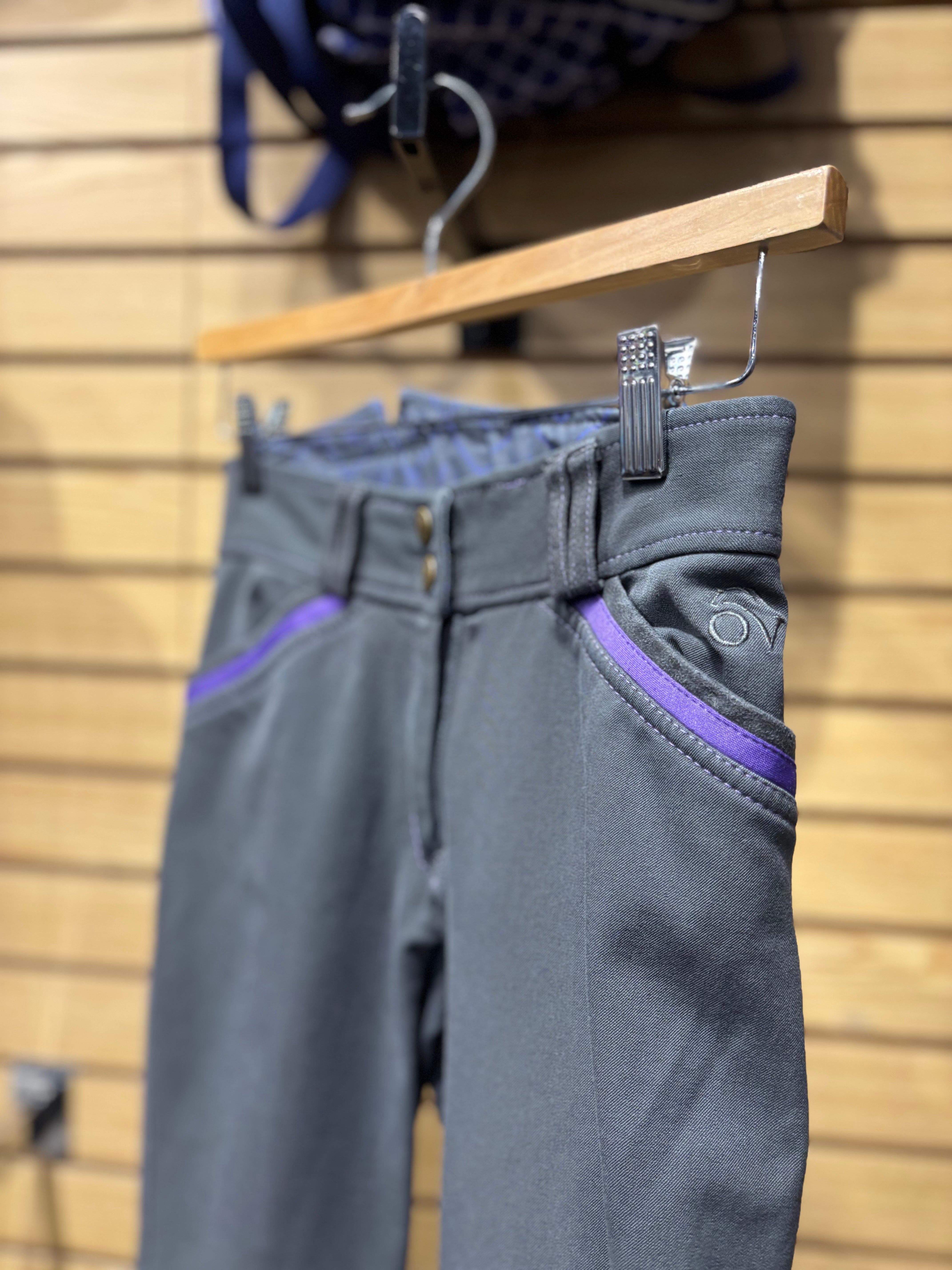 Used 26R Grey Ovation Breeches