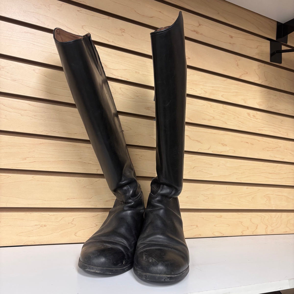 Used 7.5 Black Ariat Dress Tall Boots Med/Wide