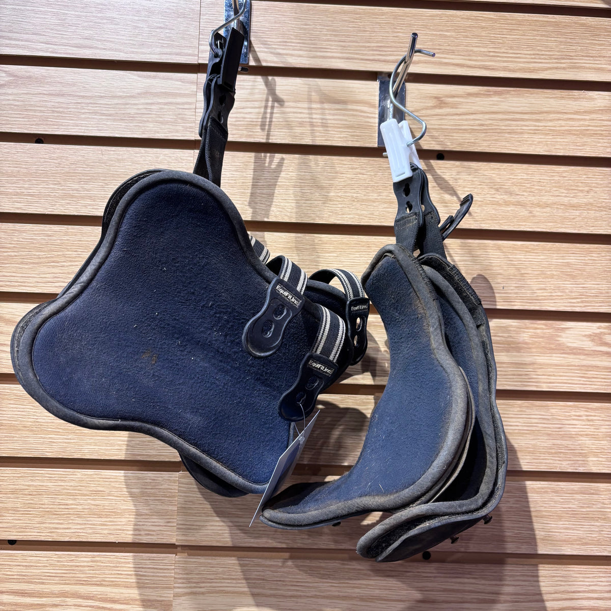 Used SM/MD Black Equifit Tendon Boots Fronts and Hinds
