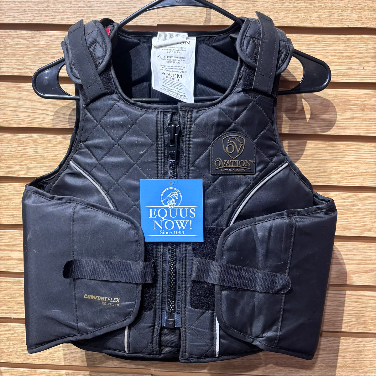 Used Child Medium Black Ovation Comfortflex Body Protector