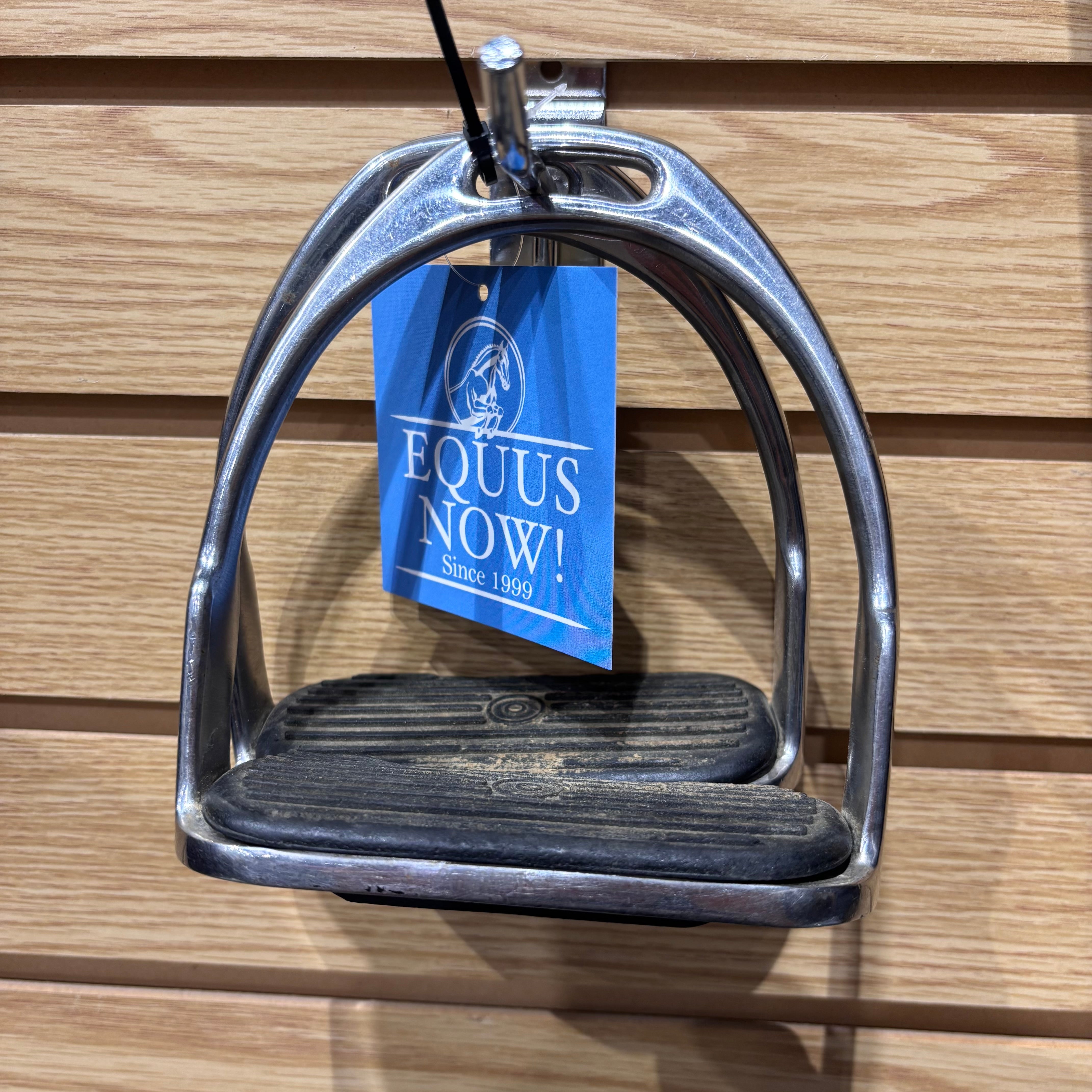 Used 4.75" Metal Stirrups