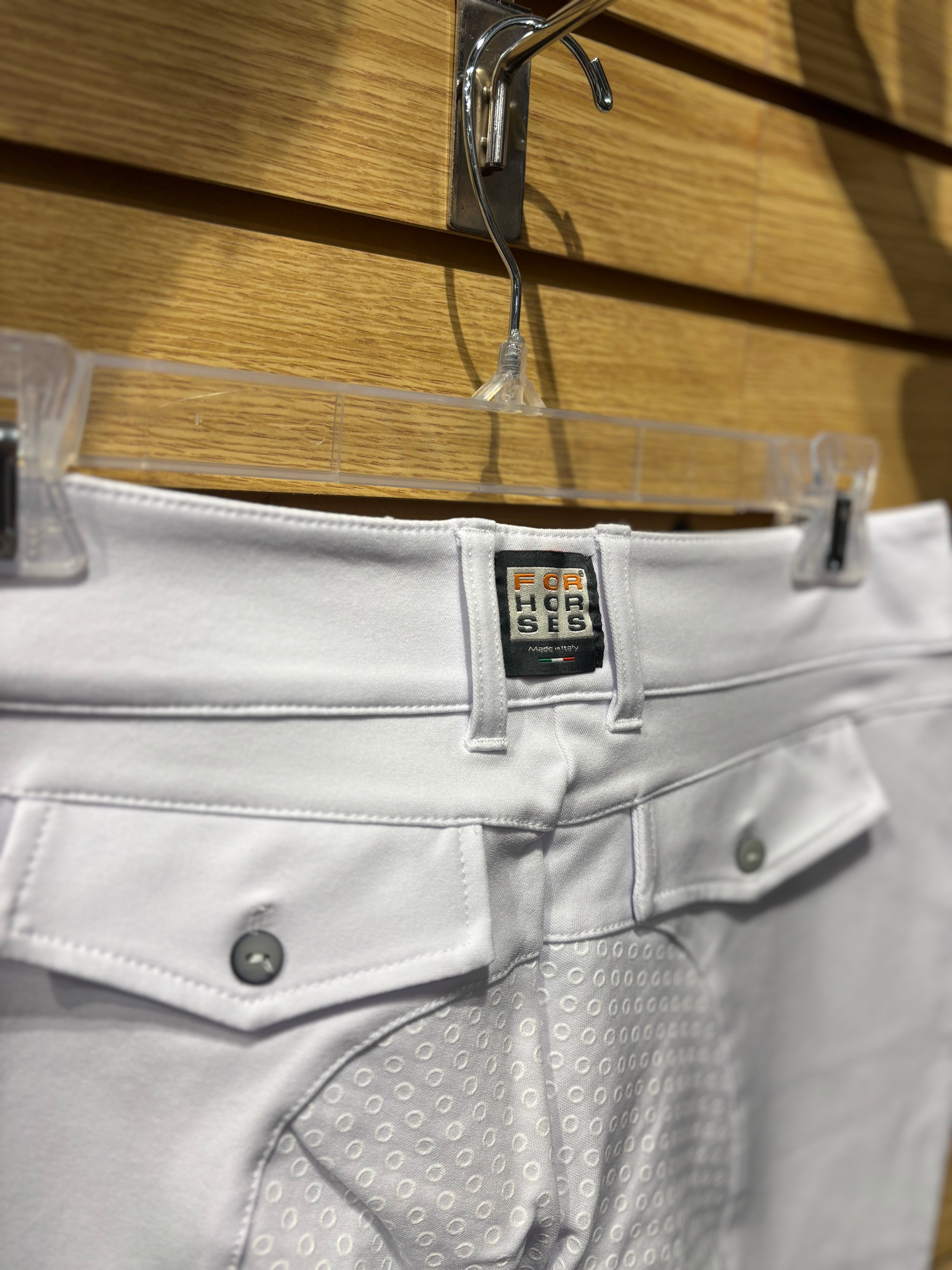 Used FOR HORSES Winnie 30 White Full Seat Breeches