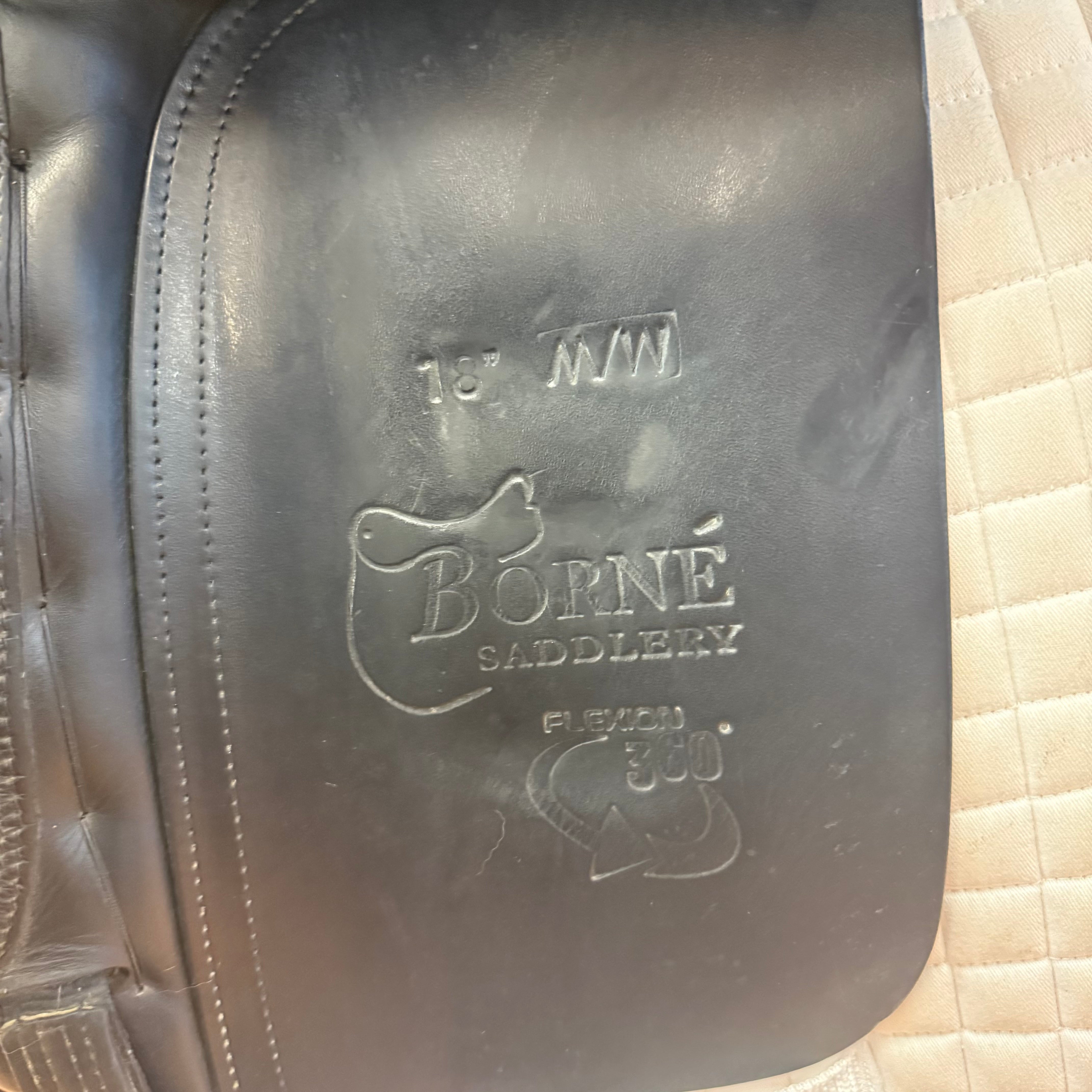 Used Borne Flexion 360 Dressage Saddle 18" Medium Wide