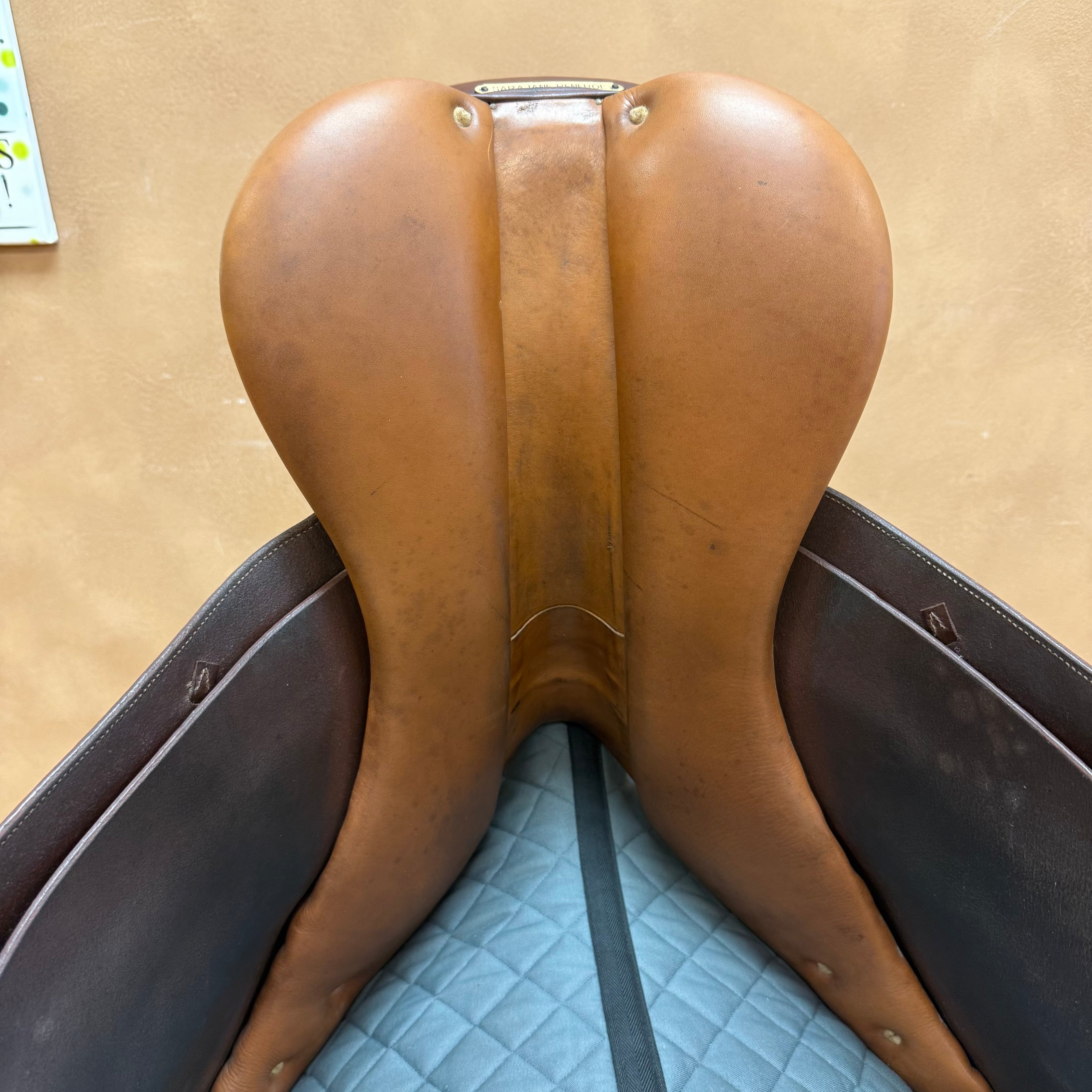 Used Pessoa Gen X Jump Saddle 17" Medium Tree SOLD