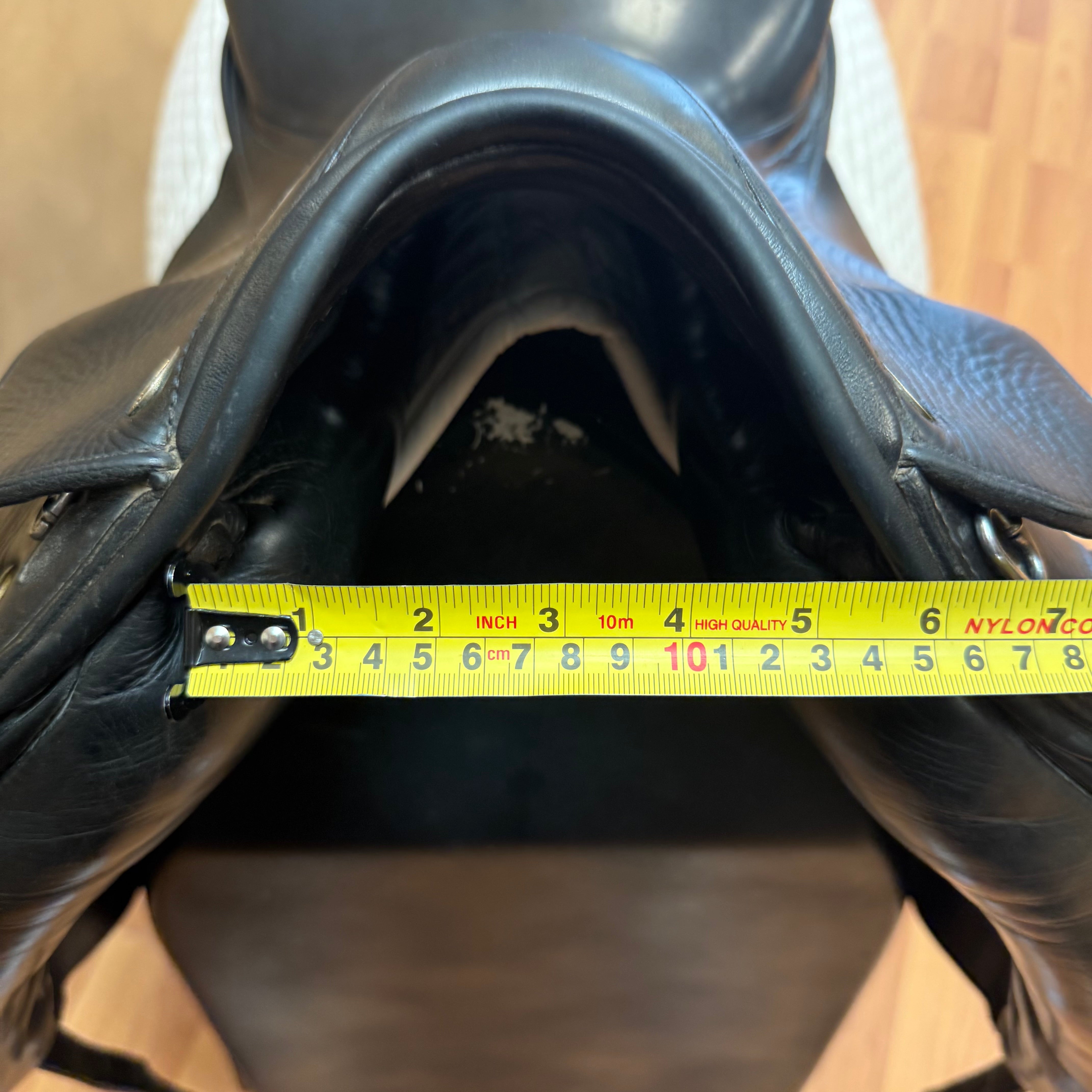 Used Prestige 2000 Dressage Saddle 16" Medium/Medium Wide Tree