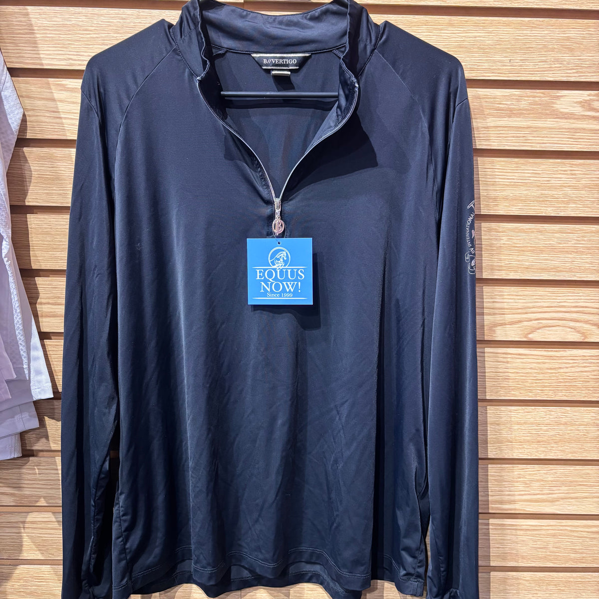Used US 18 Black B Vertigo Sun Shirt