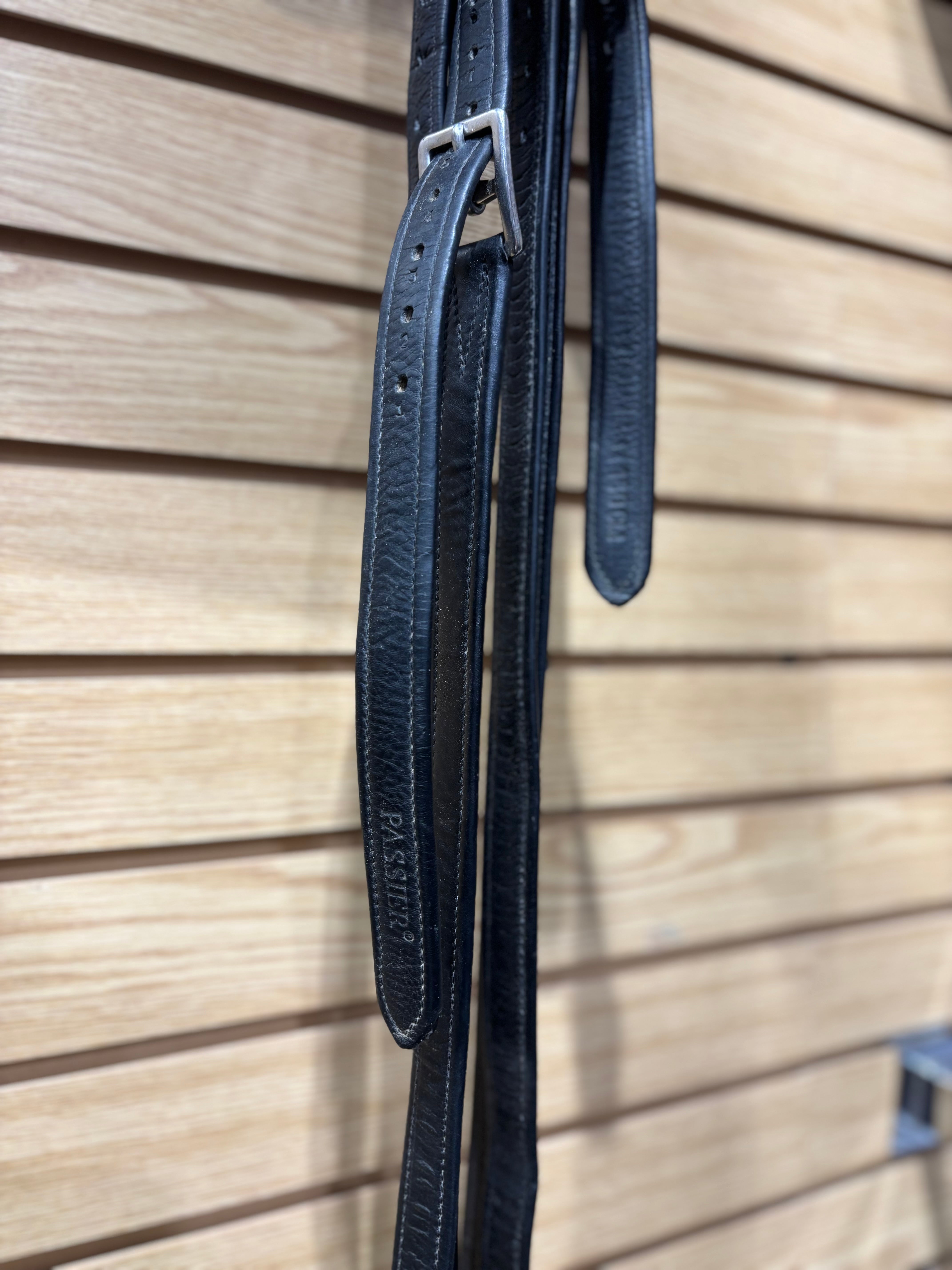 Used Stirrup Irons/Leathers