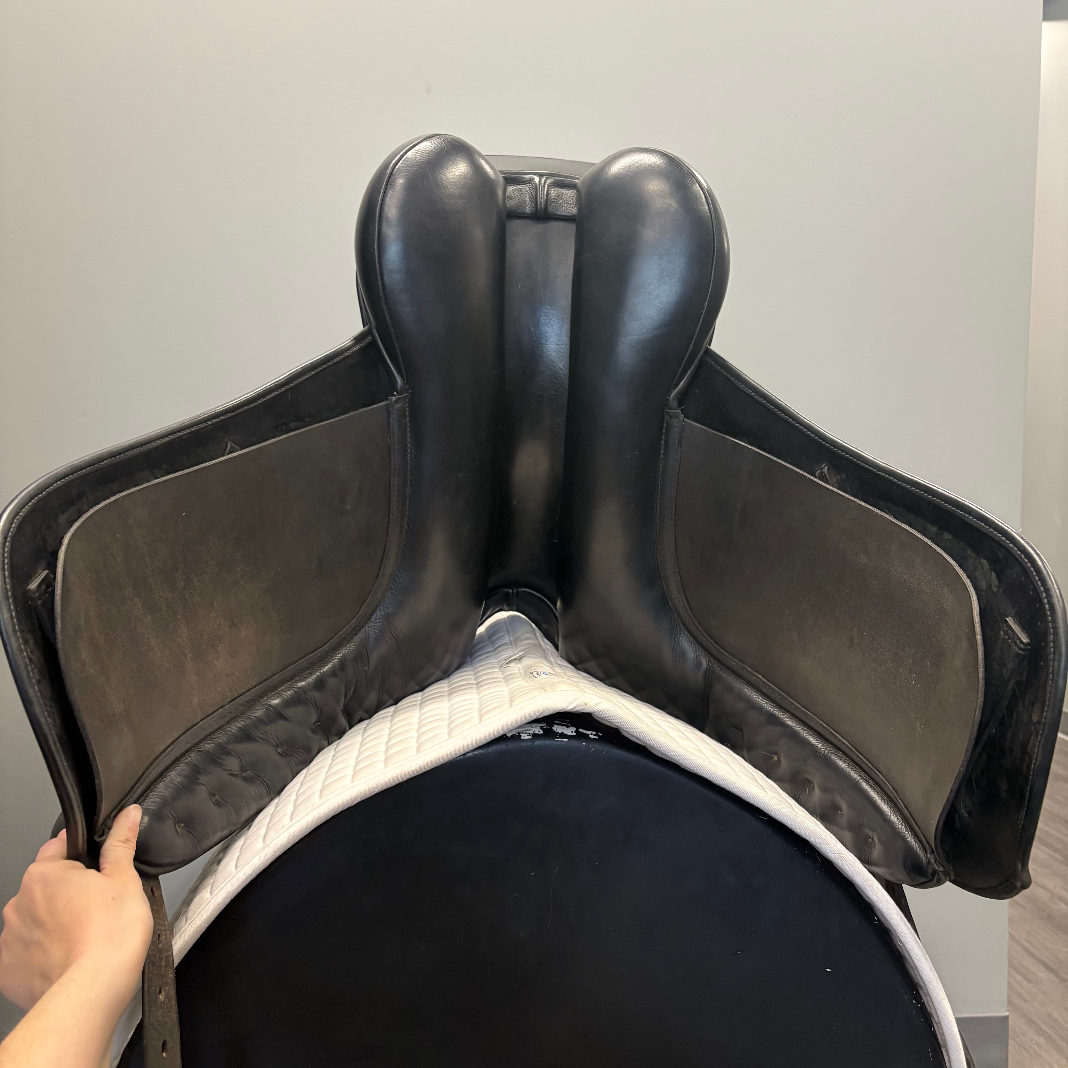 Used County Perfection Dressage Saddle 17.5" Wide Tree